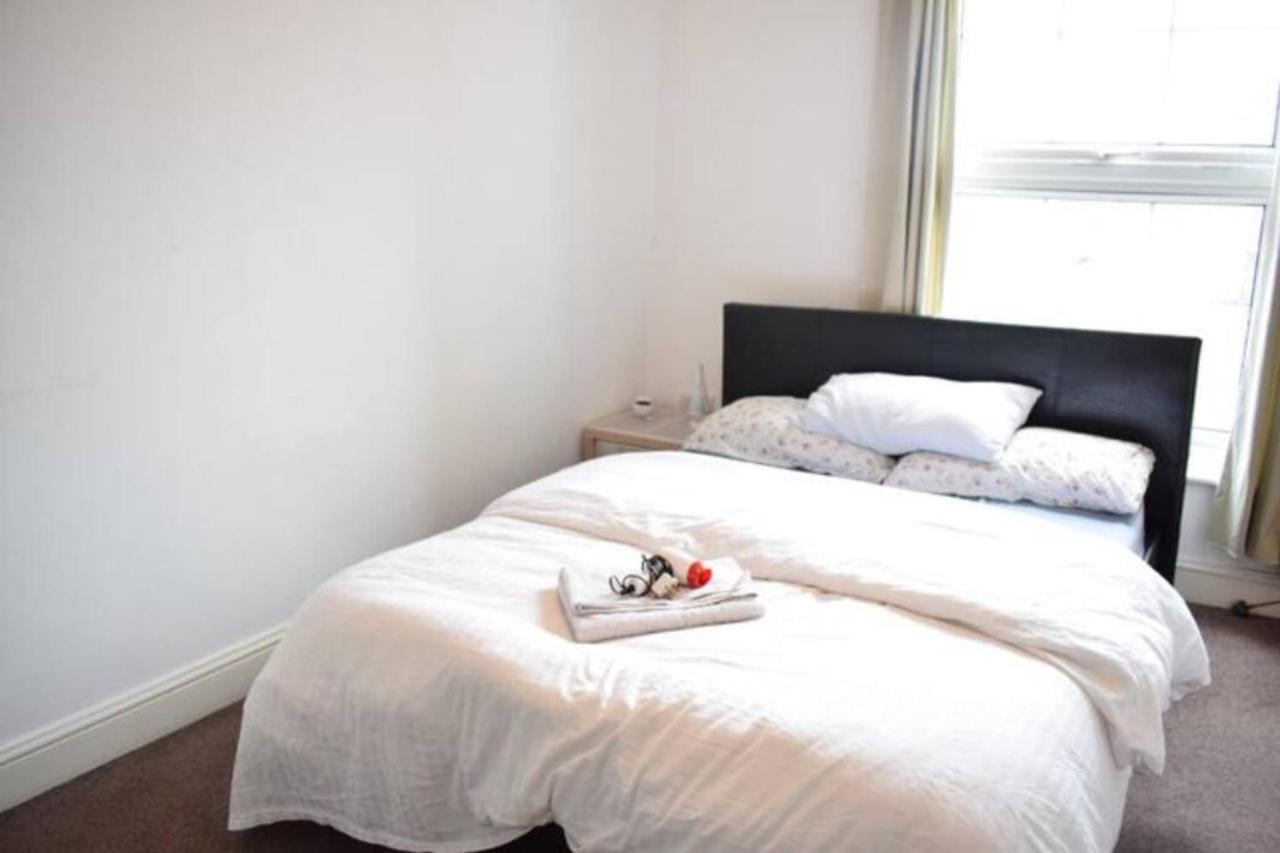 Lovely Victorian Flat For 6 In Stoke Newington Londra Exterior foto